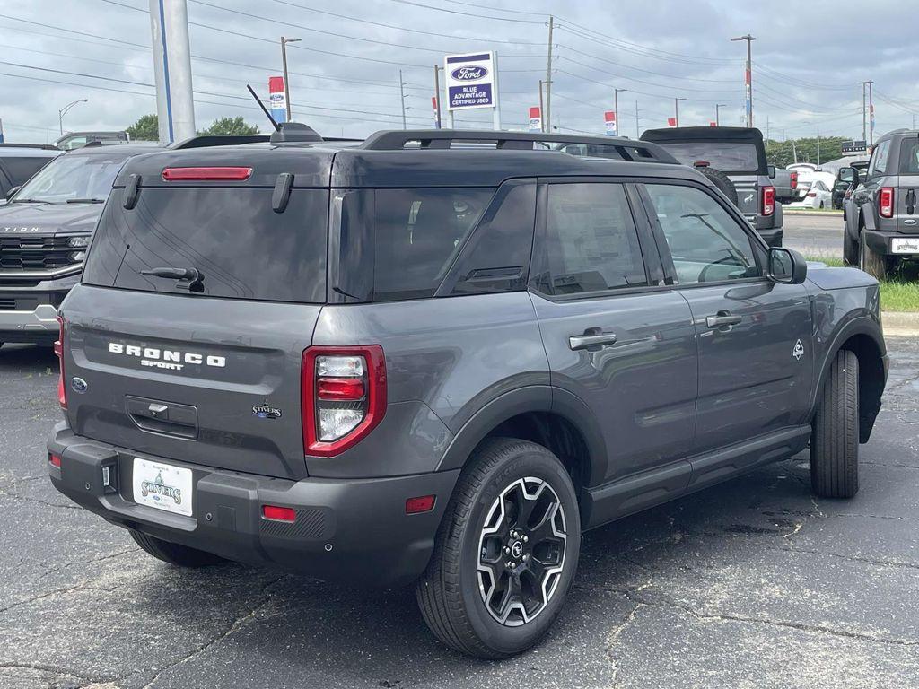 new 2025 Ford Bronco Sport car, priced at $32,995
