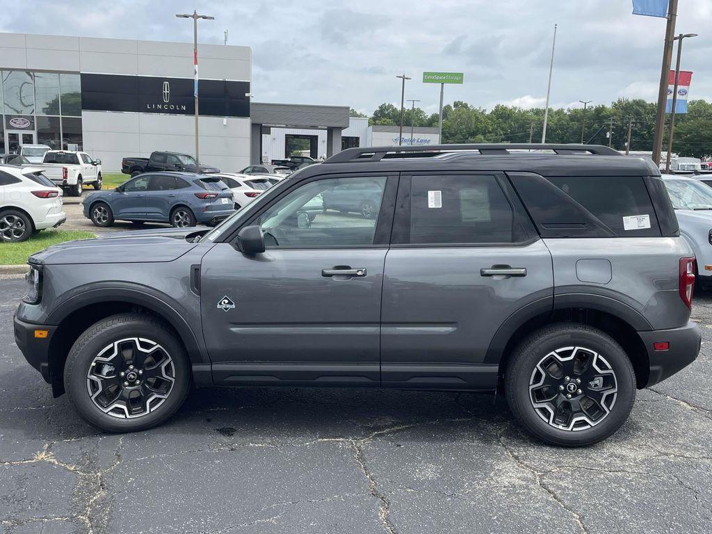 new 2025 Ford Bronco Sport car, priced at $32,995