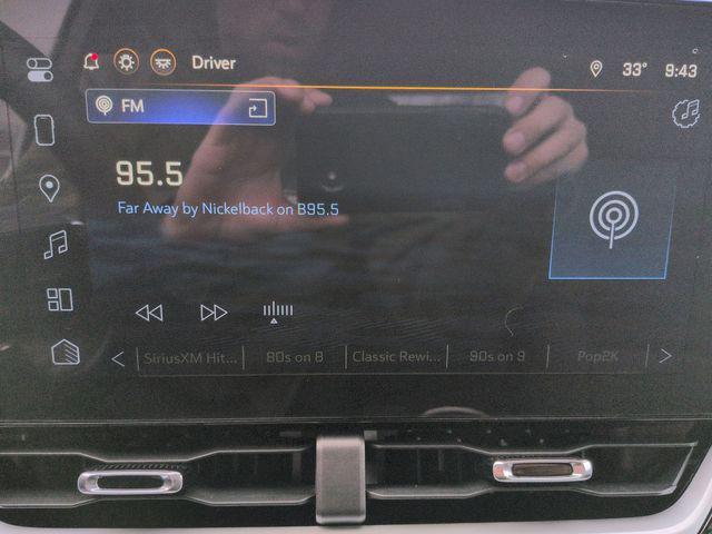 used 2025 Chevrolet Equinox car, priced at $26,899