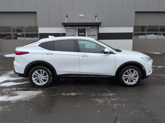 used 2024 Buick Envista car, priced at $22,000