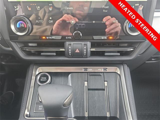 used 2025 Lexus GX 550 car, priced at $95,495