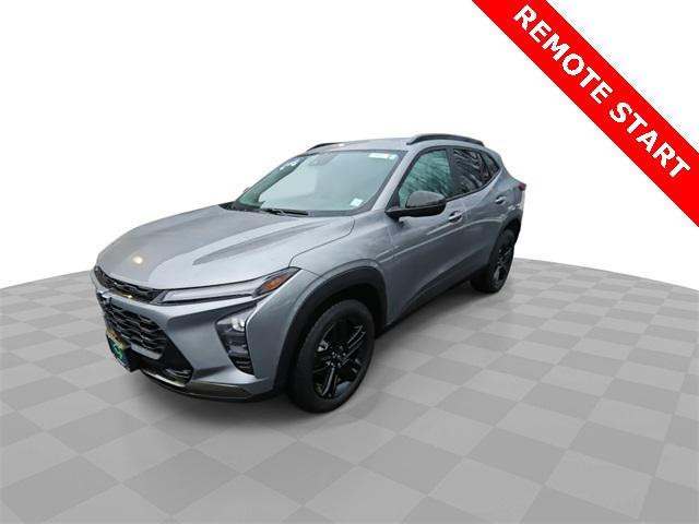 used 2025 Chevrolet Trax car, priced at $23,002