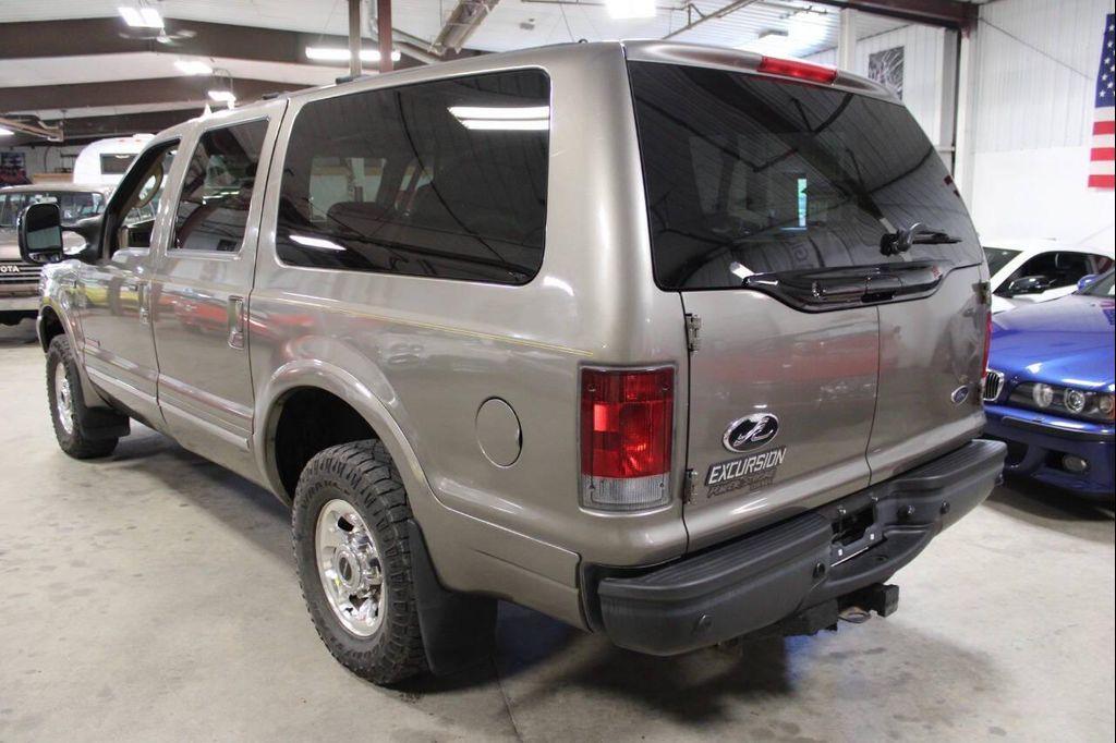 used 2004 Ford Excursion car, priced at $15,900