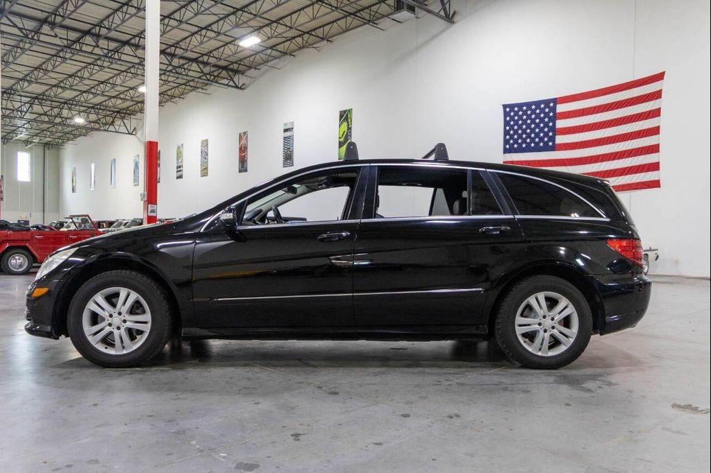 used 2008 Mercedes-Benz R-Class car, priced at $8,900