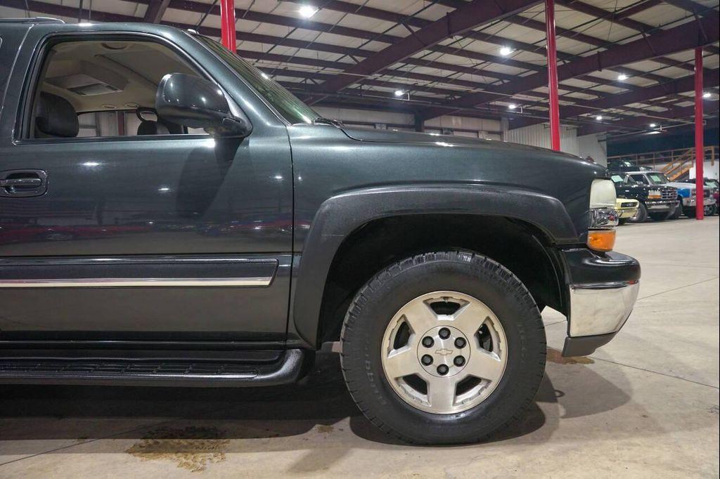 used 2004 Chevrolet Suburban car, priced at $16,900