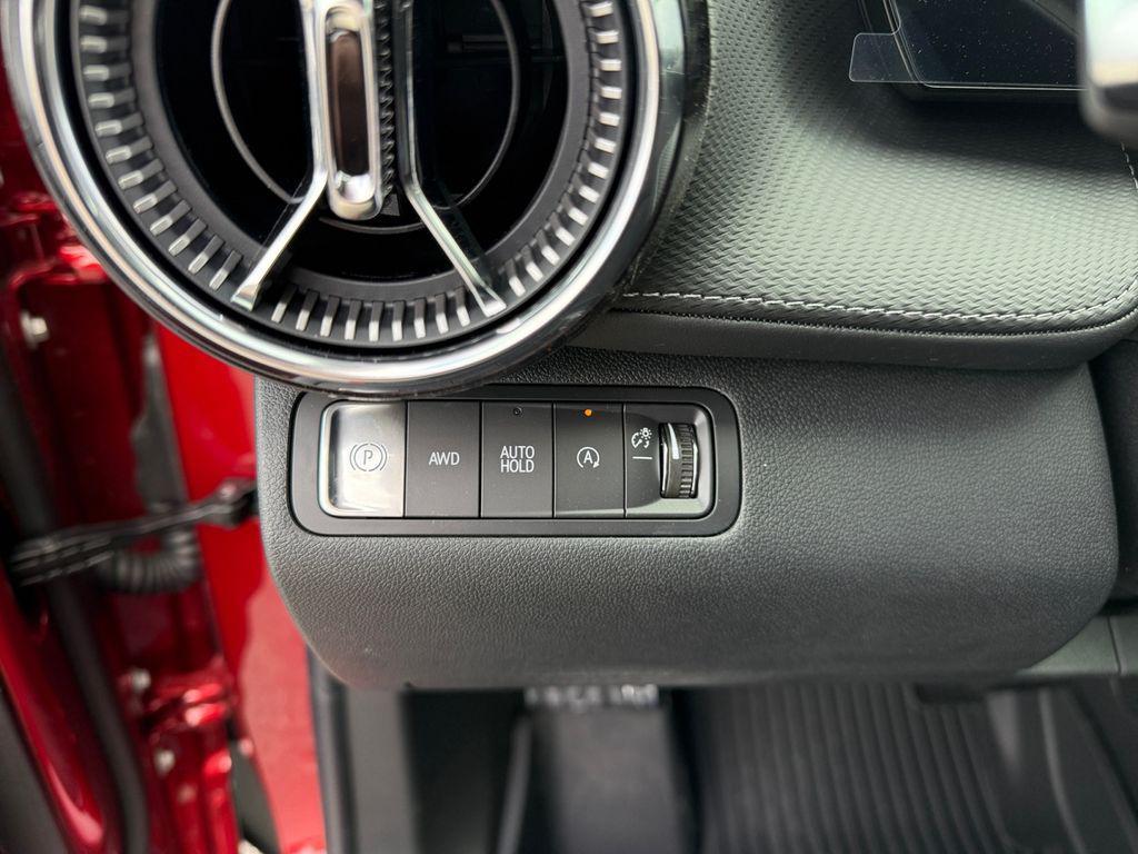 used 2025 Chevrolet Equinox car, priced at $28,318