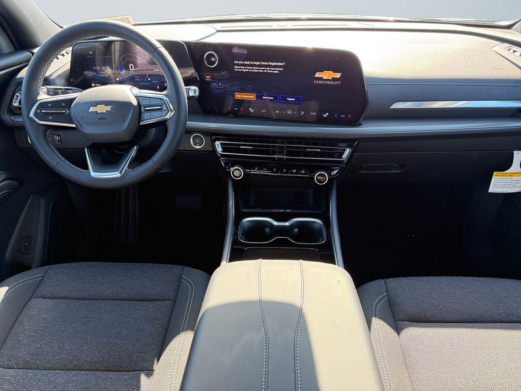 new 2026 Chevrolet Traverse car, priced at $39,496