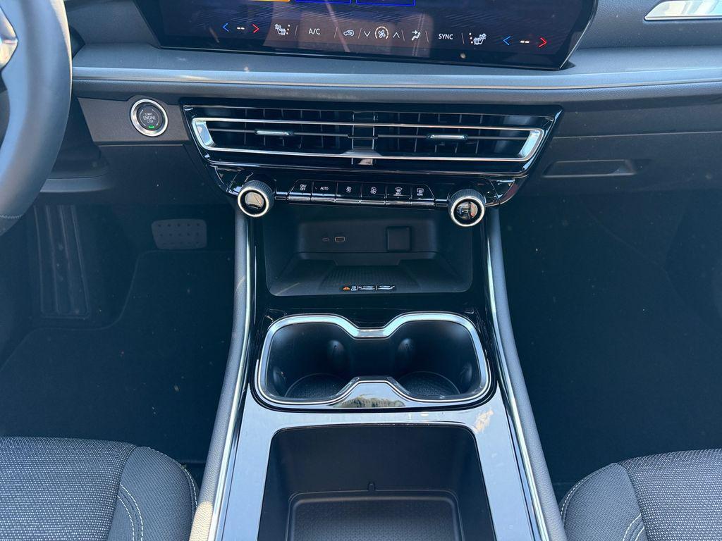 new 2026 Chevrolet Traverse car, priced at $39,496