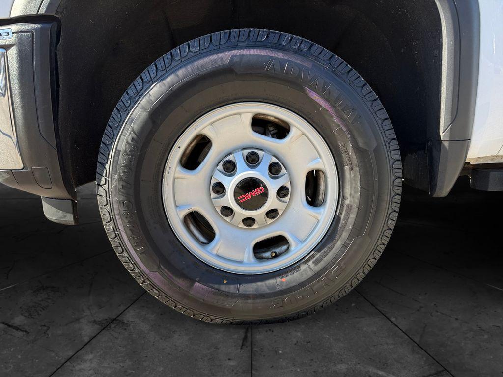 used 2024 GMC Sierra 2500 car, priced at $39,000