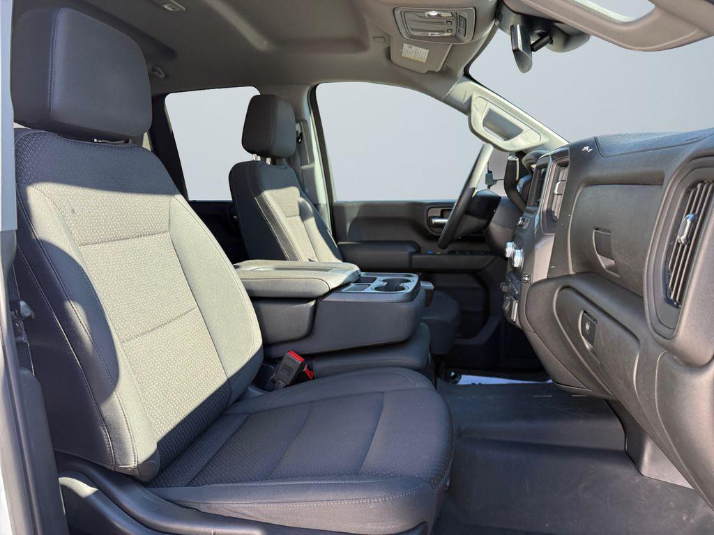 used 2024 GMC Sierra 2500 car, priced at $39,000