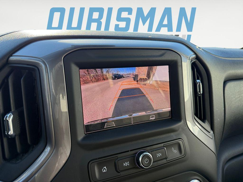 used 2024 GMC Sierra 2500 car, priced at $39,000