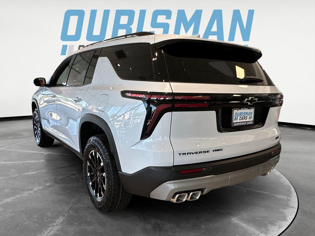 new 2026 Chevrolet Traverse car, priced at $49,208
