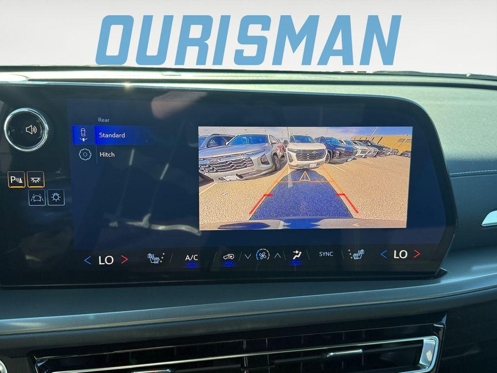 new 2026 Chevrolet Traverse car, priced at $38,465