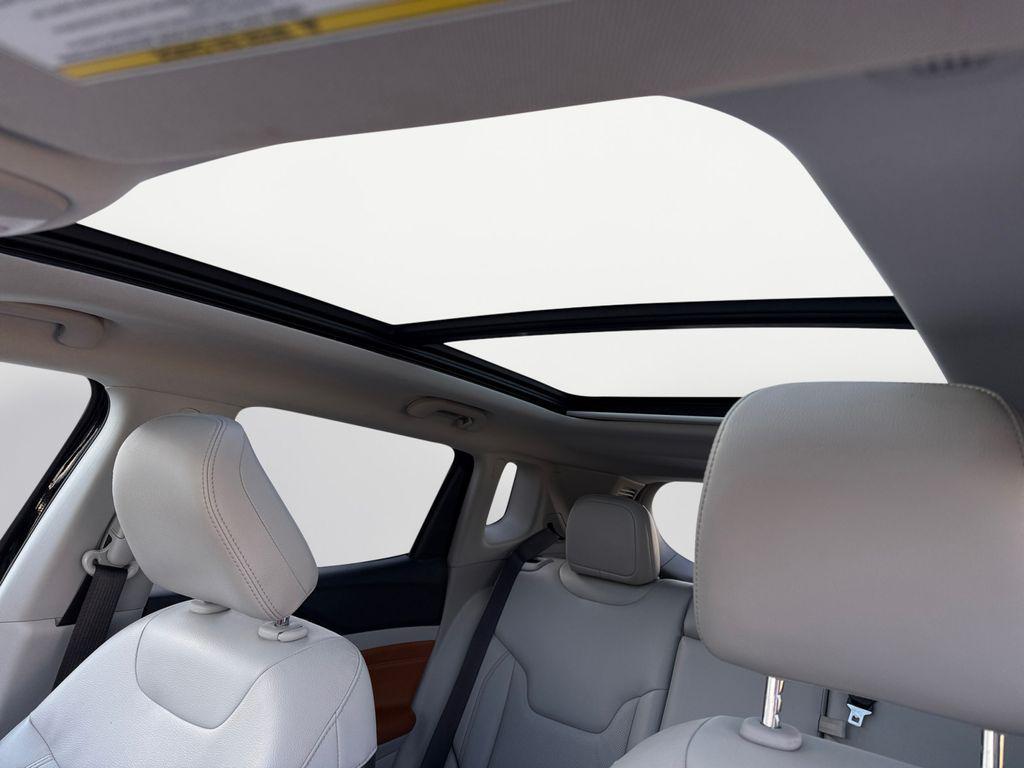 used 2022 Jeep Compass car, priced at $22,500