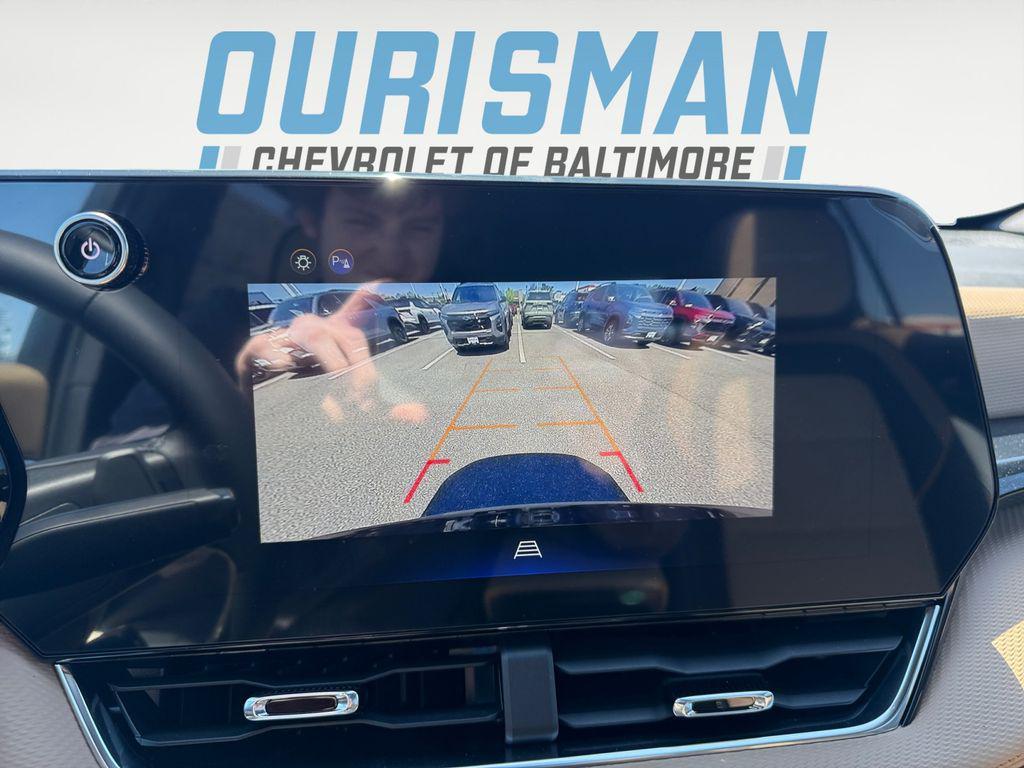 used 2025 Chevrolet Equinox car, priced at $30,709