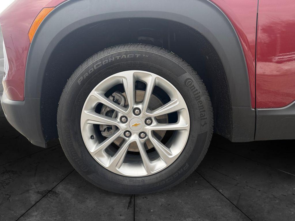 used 2025 Chevrolet TrailBlazer car, priced at $20,500