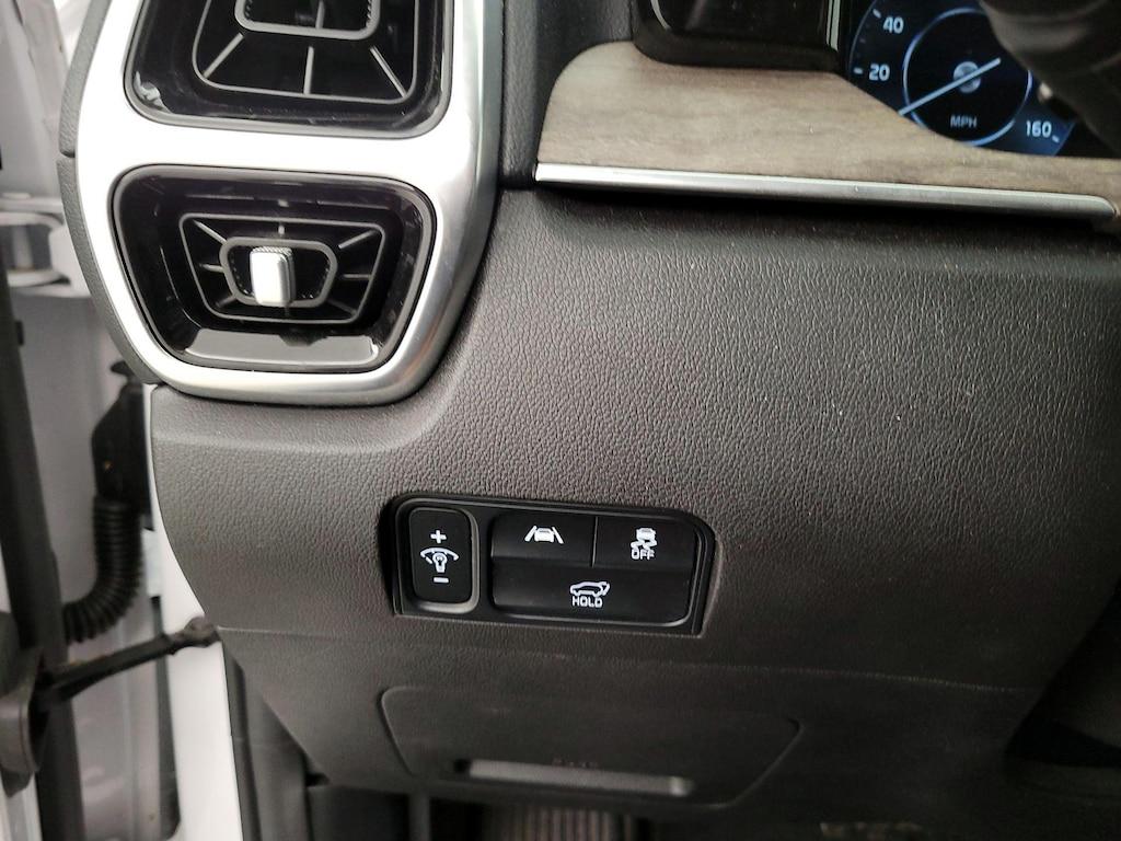 used 2023 Kia Sorento car, priced at $31,998