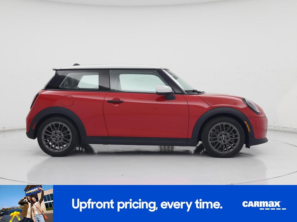 used 2025 MINI Hardtop car, priced at $27,998