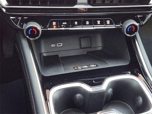 new 2026 Chevrolet Traverse car, priced at $58,895