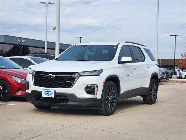 used 2023 Chevrolet Traverse car, priced at $26,991
