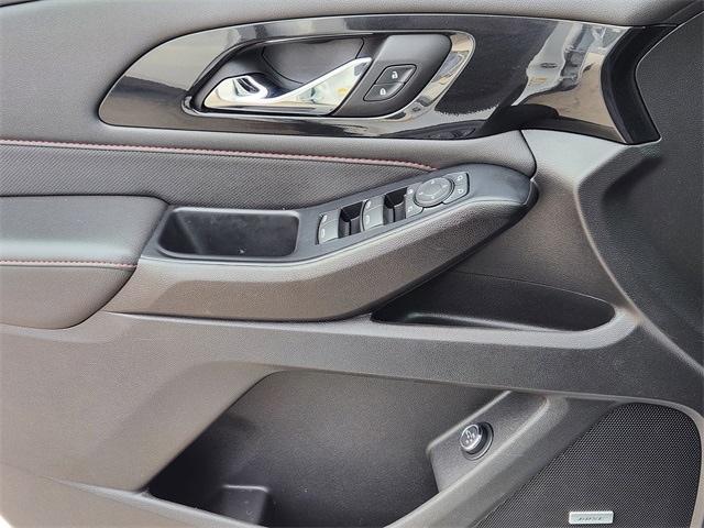 used 2023 Chevrolet Traverse car, priced at $26,991