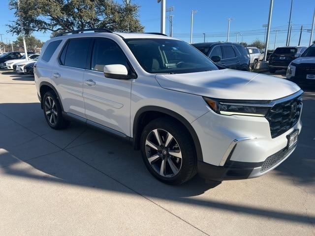 used 2023 Honda Pilot car, priced at $36,991