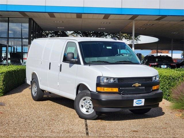 new 2025 Chevrolet Express 2500 car, priced at $48,010