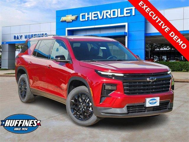 new 2026 Chevrolet Traverse car, priced at $44,054