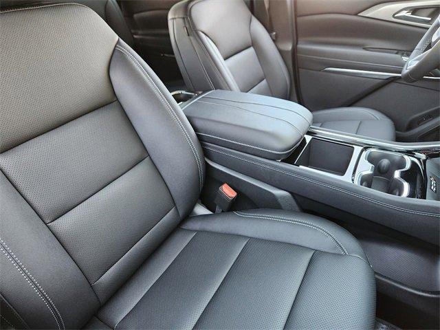 new 2026 Chevrolet Traverse car, priced at $44,054