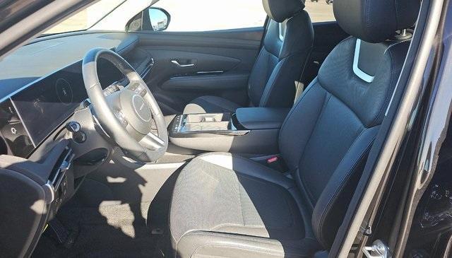 used 2025 Hyundai TUCSON Hybrid car, priced at $36,991