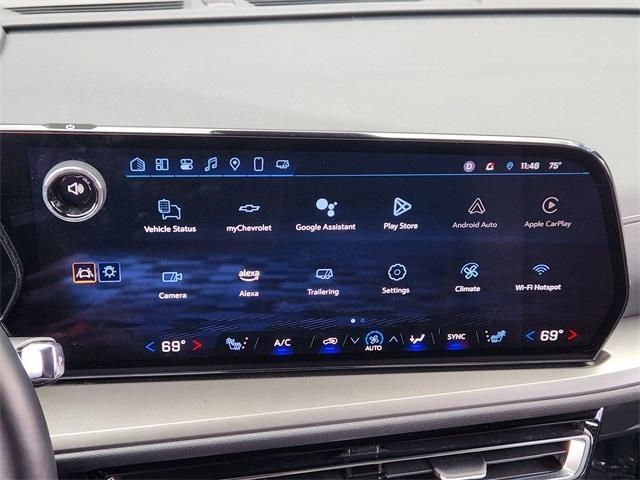 used 2025 Chevrolet Traverse car, priced at $35,991