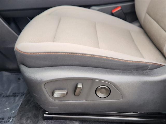 used 2025 Chevrolet Traverse car, priced at $35,991