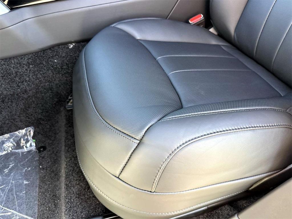 new 2025 Land Rover Range Rover car, priced at $155,830