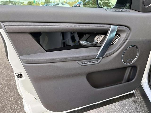 new 2025 Land Rover Discovery Sport car, priced at $39,668