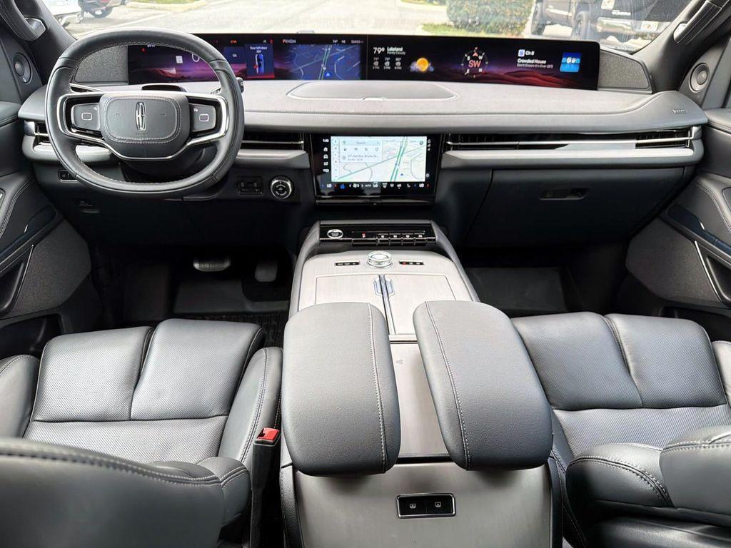 used 2025 Lincoln Navigator car, priced at $88,993