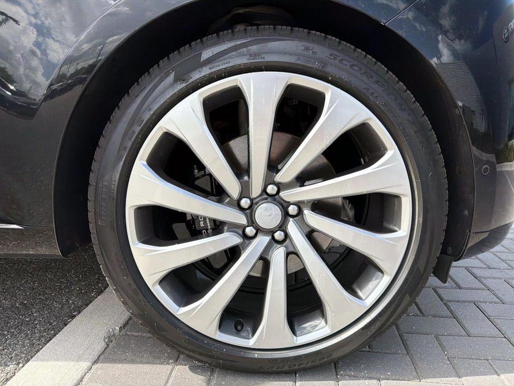 used 2023 Land Rover Range Rover car, priced at $89,924