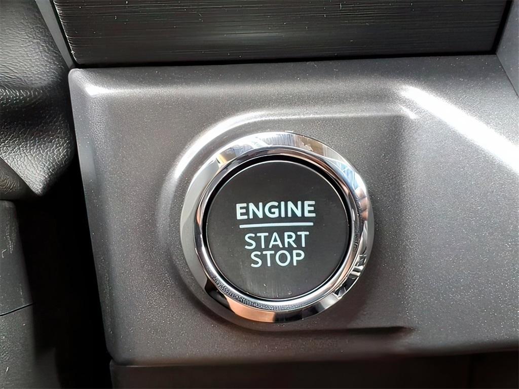 new 2025 Ford F-150 car, priced at $57,305