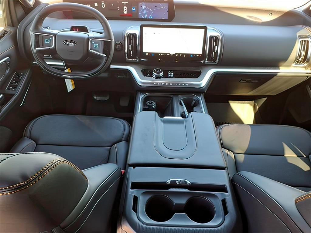 new 2025 Ford Expedition car, priced at $83,185