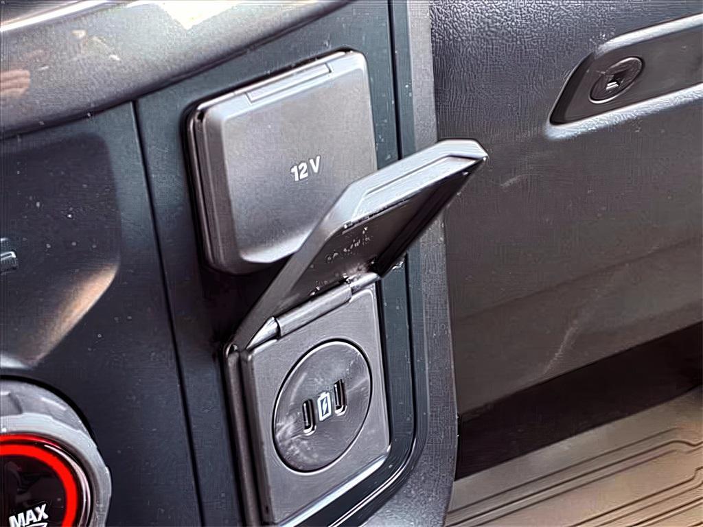 new 2025 Ford F-150 car, priced at $45,239