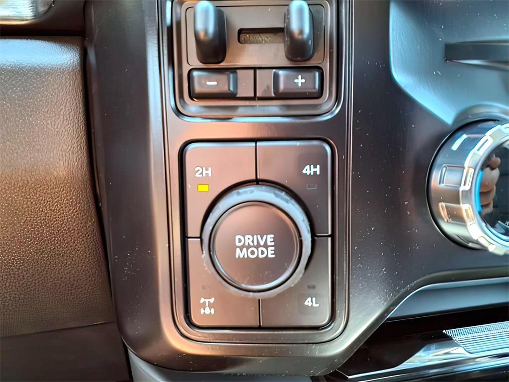 new 2025 Ford F-250 car, priced at $78,999