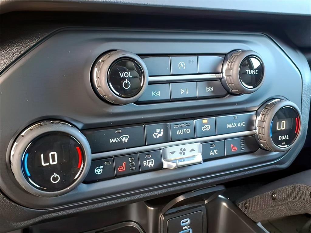 new 2025 Ford Bronco car, priced at $57,665