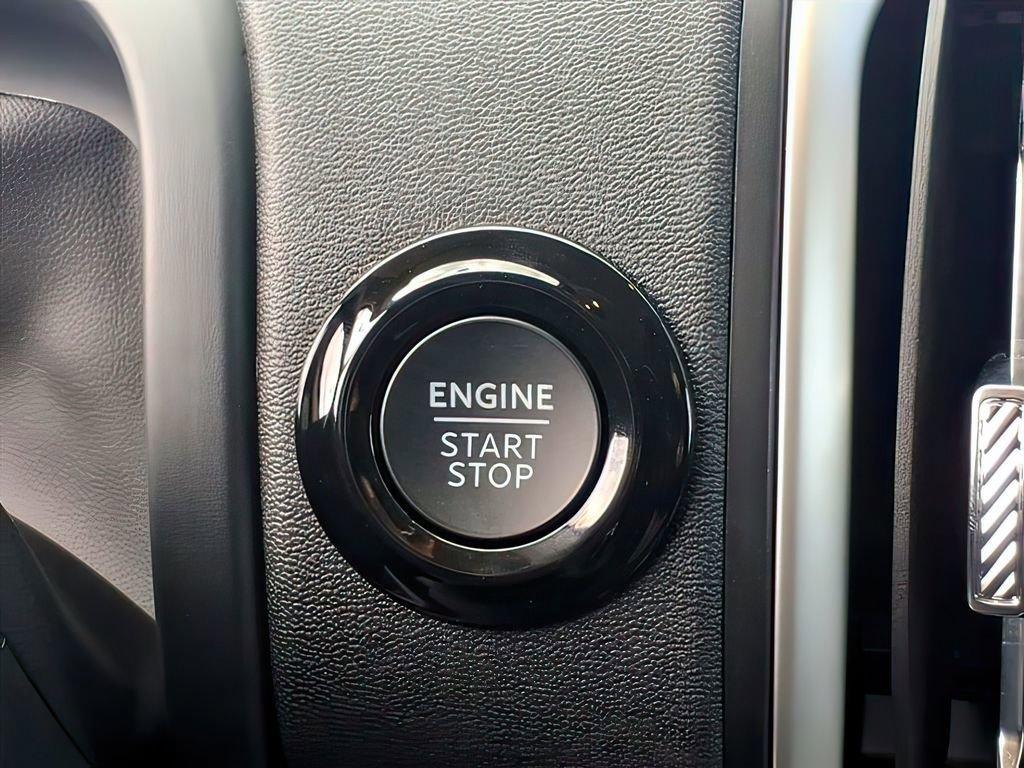 new 2025 Ford Expedition car, priced at $66,280