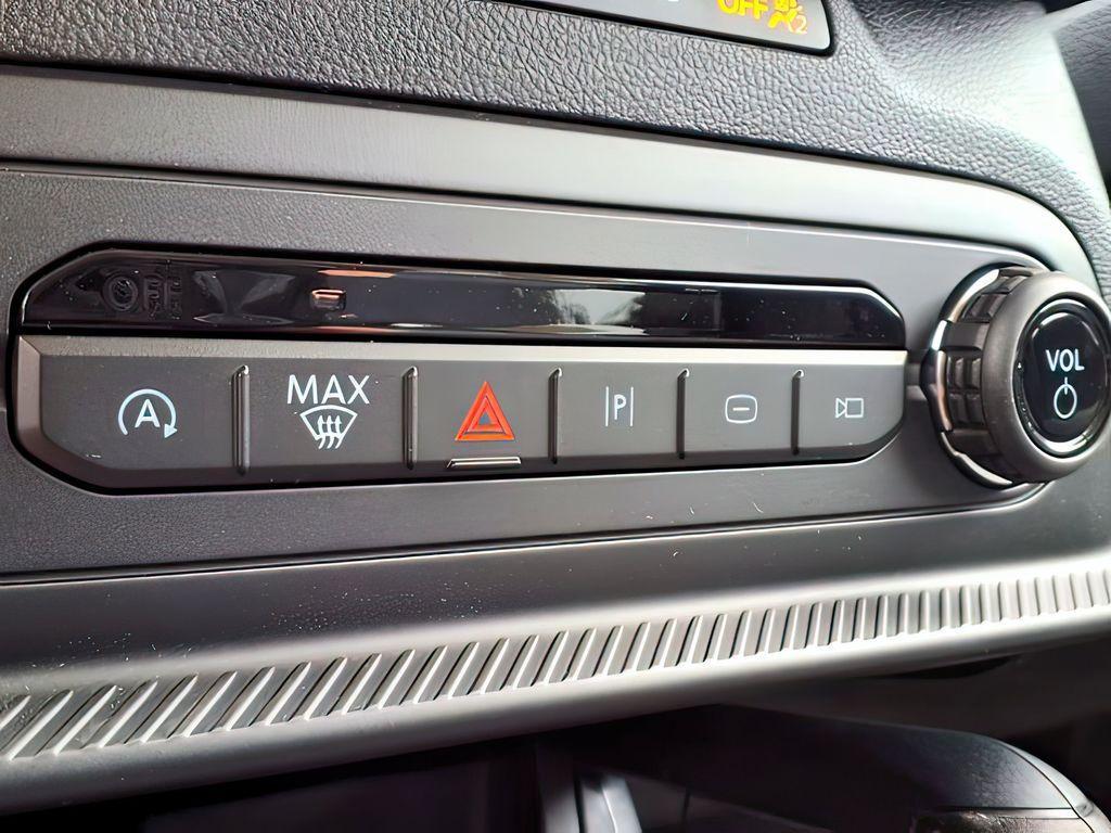 new 2025 Ford Bronco Sport car, priced at $38,980