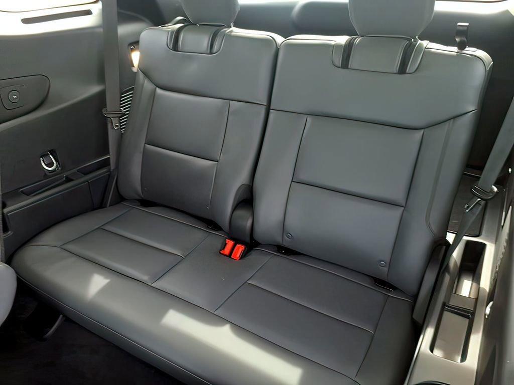 new 2025 Ford Explorer car, priced at $38,600