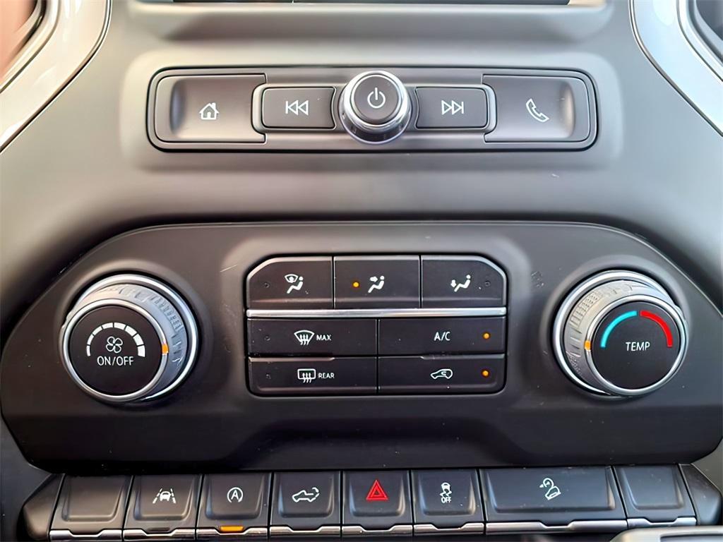 used 2024 Chevrolet Silverado 1500 car, priced at $41,999