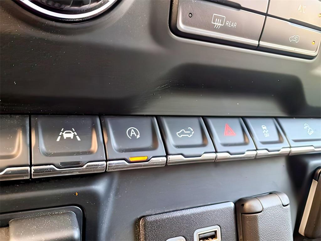 used 2024 Chevrolet Silverado 1500 car, priced at $41,999