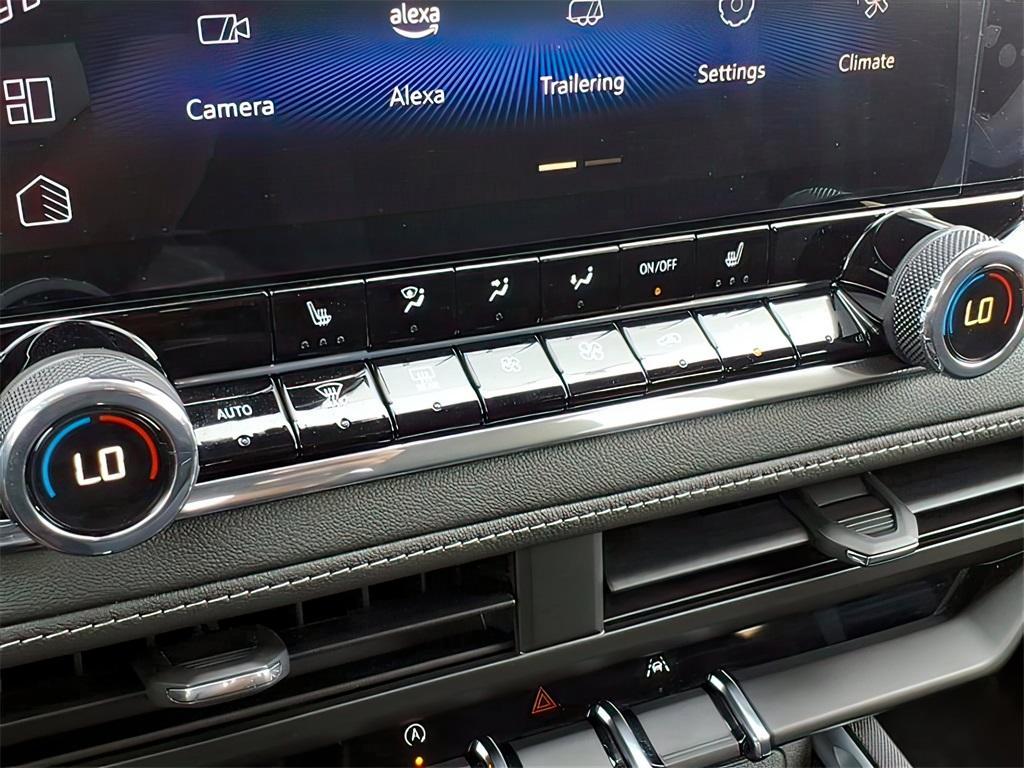 used 2024 Chevrolet Colorado car, priced at $31,979