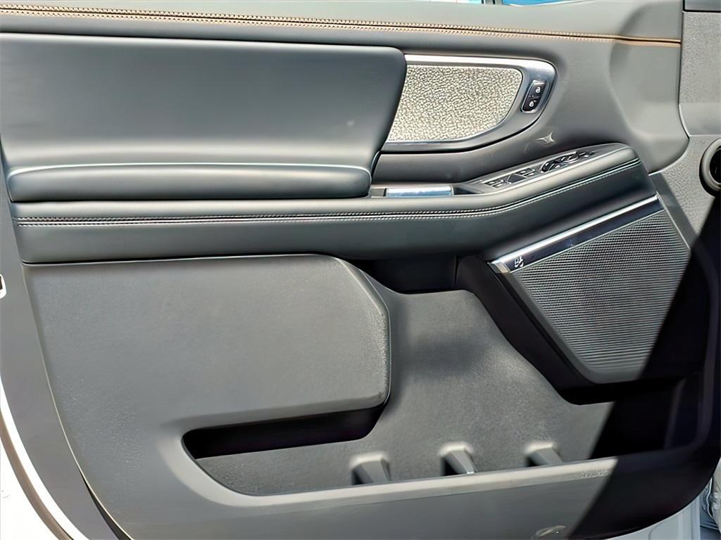 new 2025 Ford Expedition car, priced at $83,500