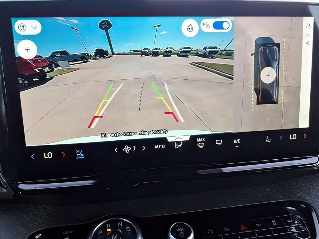 new 2025 Ford Expedition car, priced at $79,219