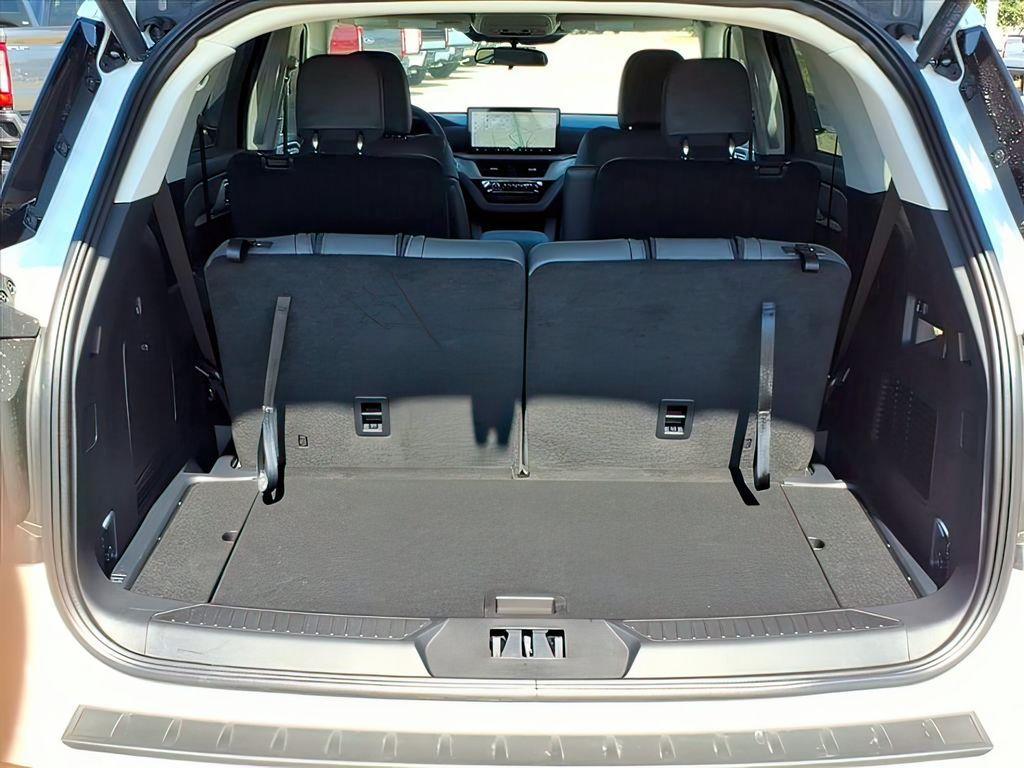 new 2025 Ford Explorer car, priced at $40,460